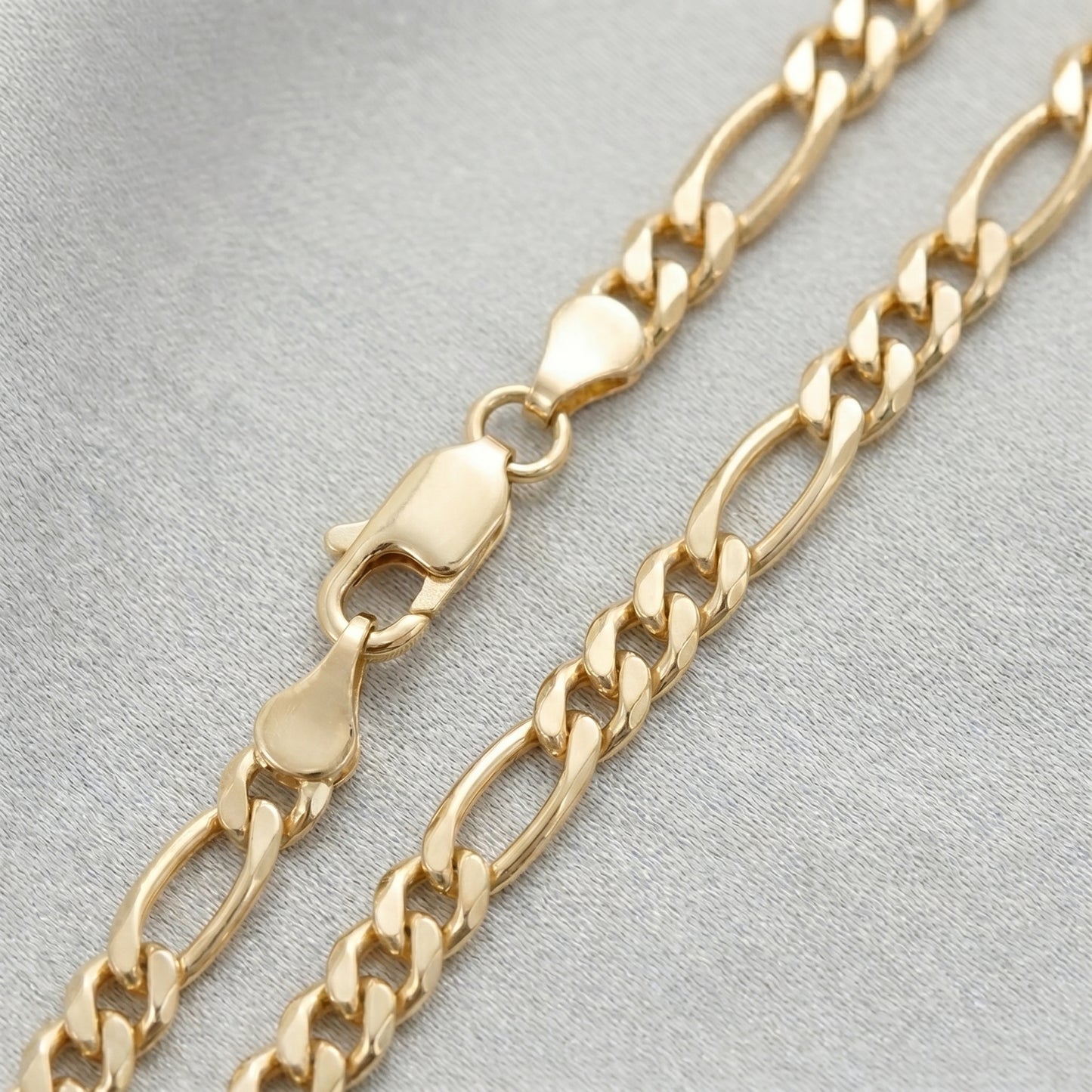18K Solid Gold Figaro Link Chain Bracelet