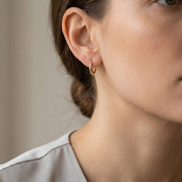 18K Gold High-Polish Mini Hoop Earrings