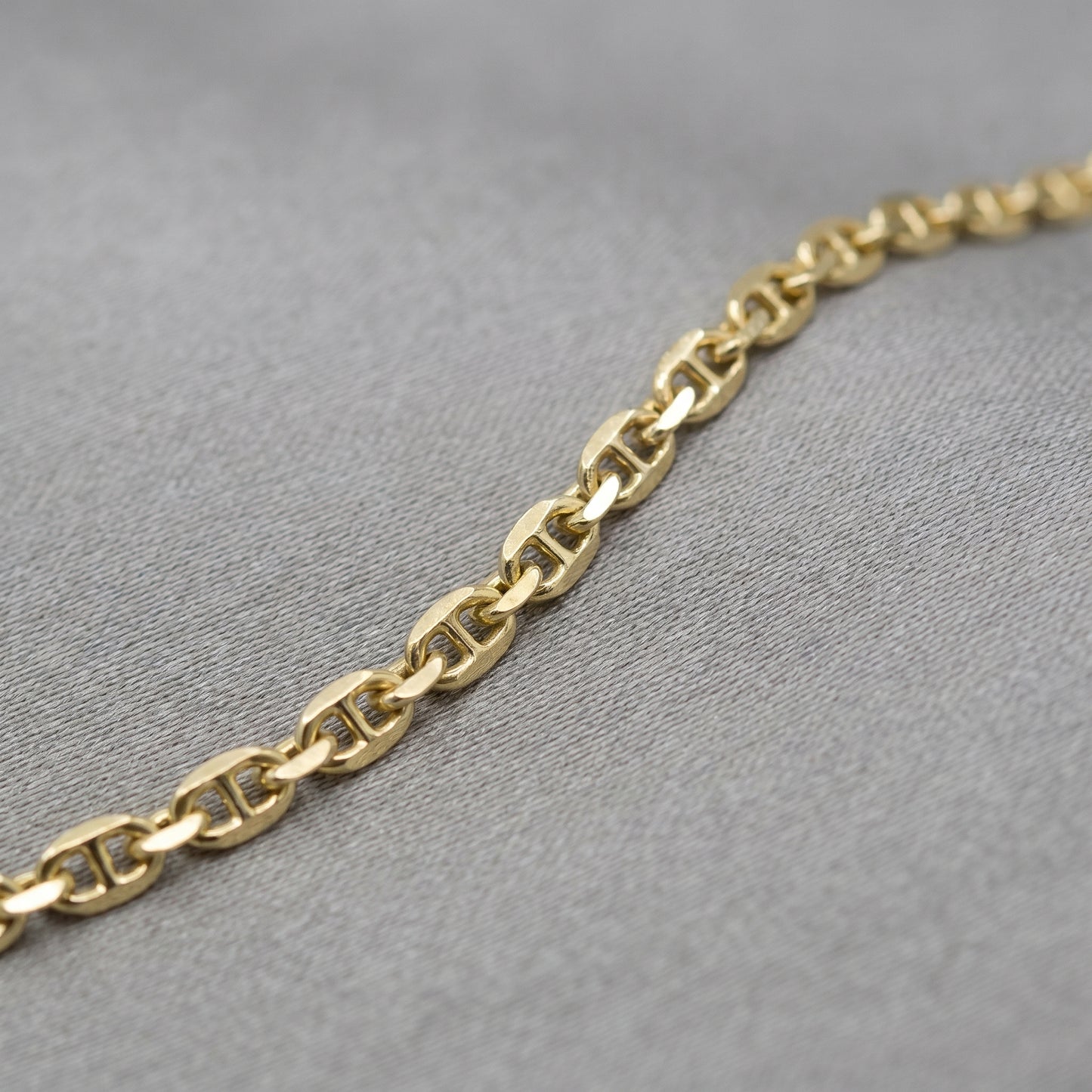 18K Gold High-Polish GCC Italian Style Marina Chain Necklace