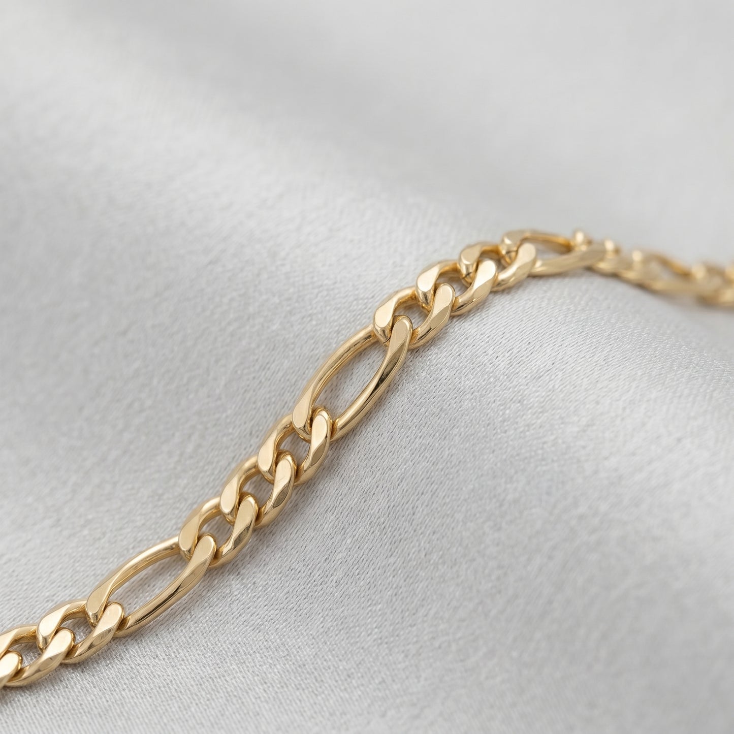 18K Solid Gold Figaro Link Chain Necklace