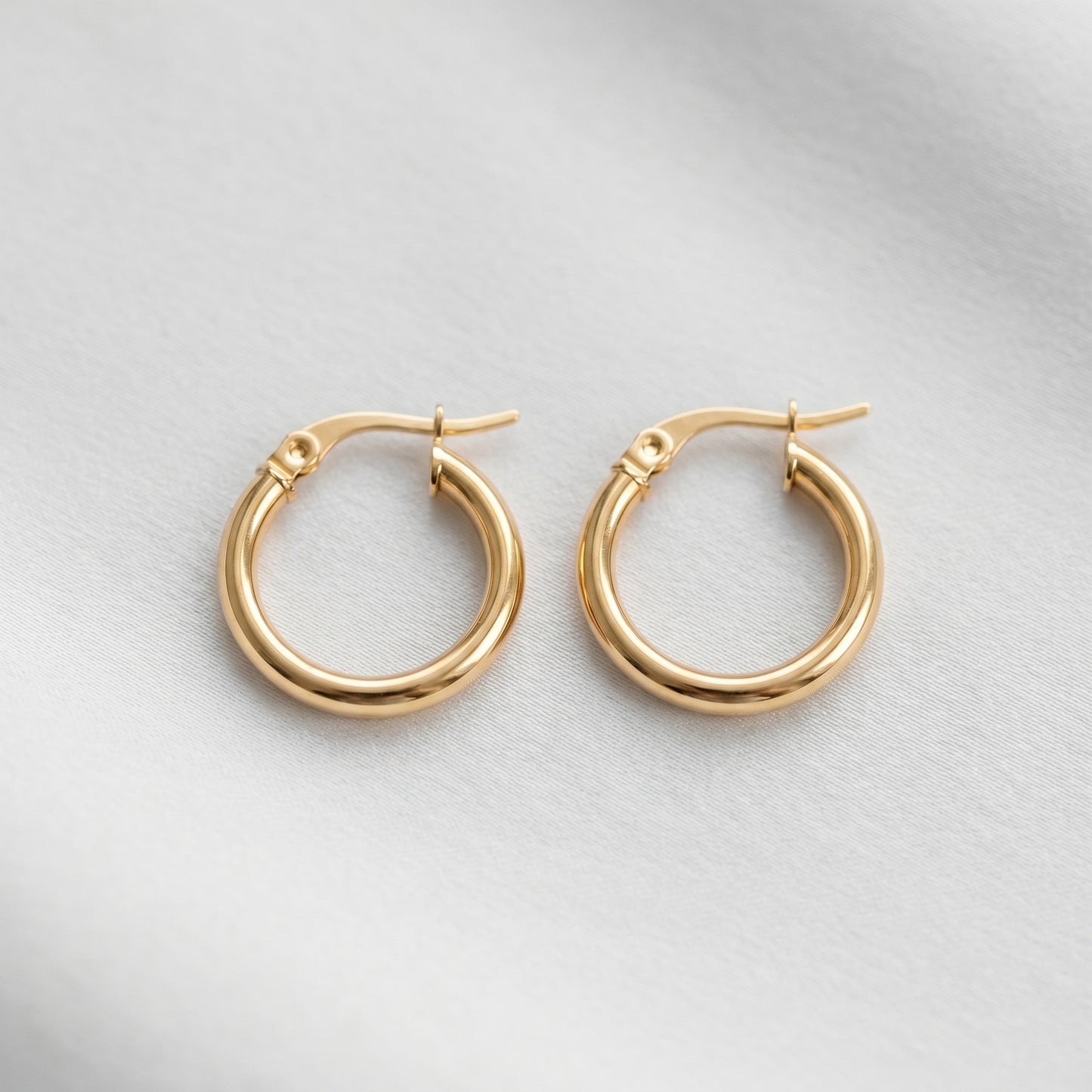 18K Gold High-Polish Mini Hoop Earrings